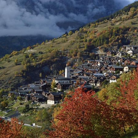 Gemutliche Wohnung Mit Traumaussicht! Albinen Dış mekan fotoğraf